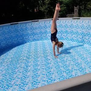 Meet your Posher, Christine